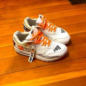 Nike air max 1 just do it